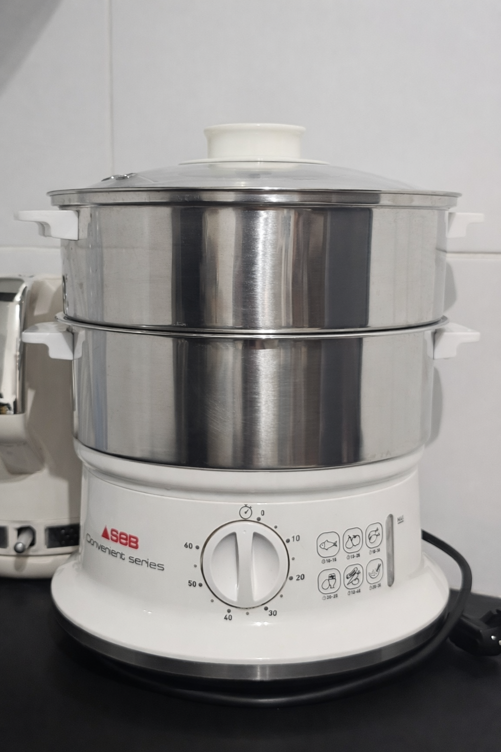 cuisson vapeur des légumes pour bébé avec le cuiseur vapeur SEB